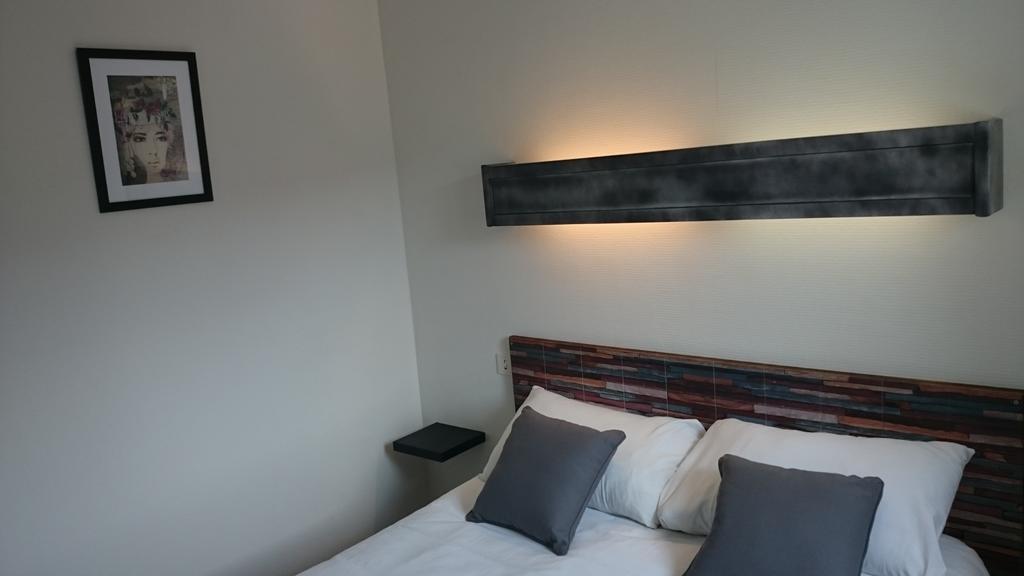 Hotel Tgv Quimper Esterno foto
