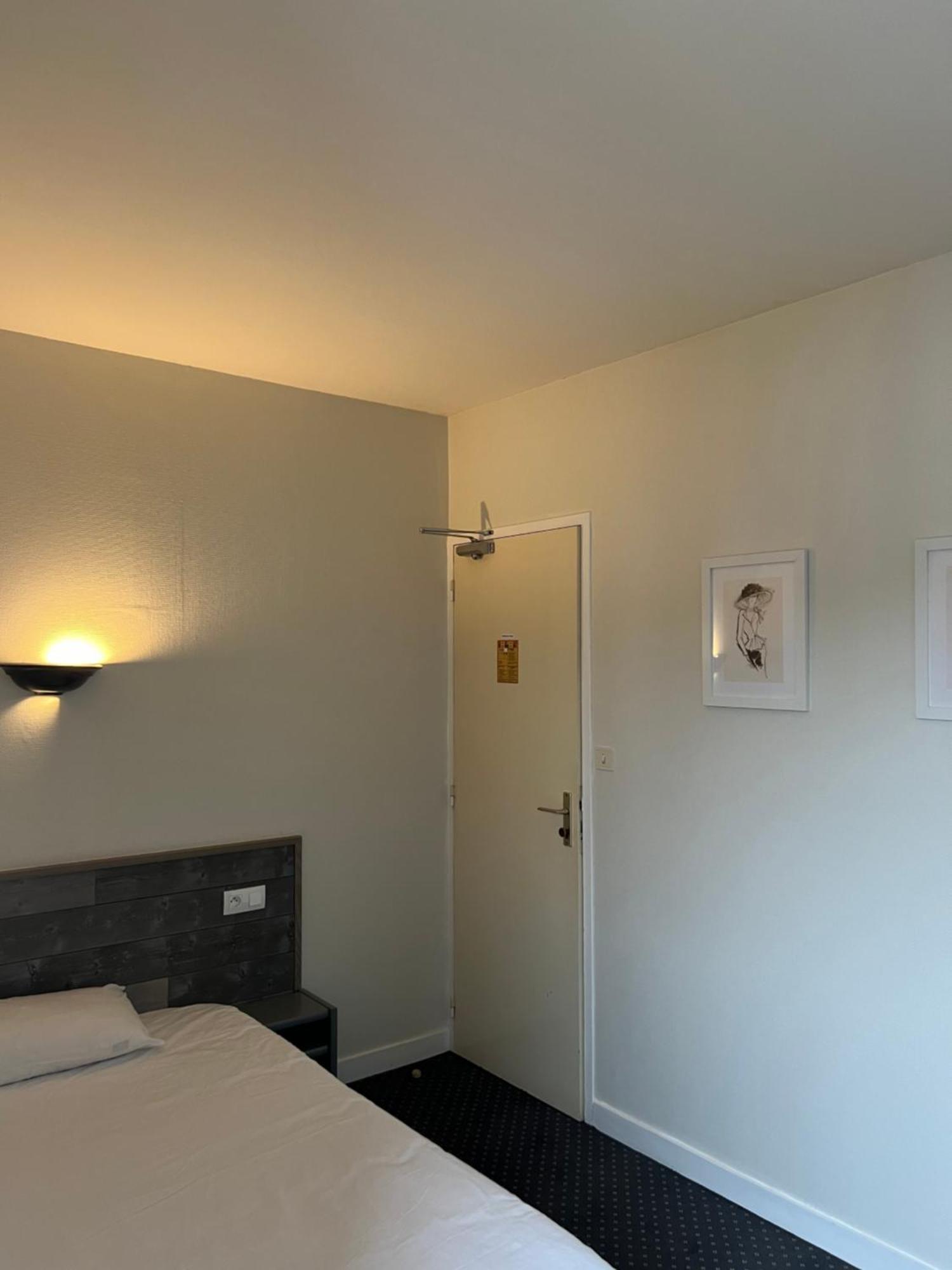 Hotel Tgv Quimper Esterno foto